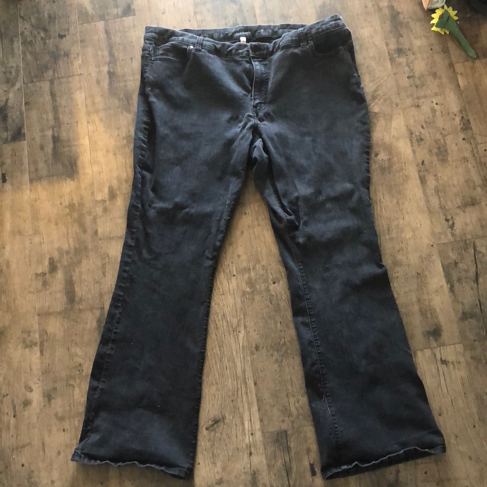 Jennifer Lopez size 22 bootcut